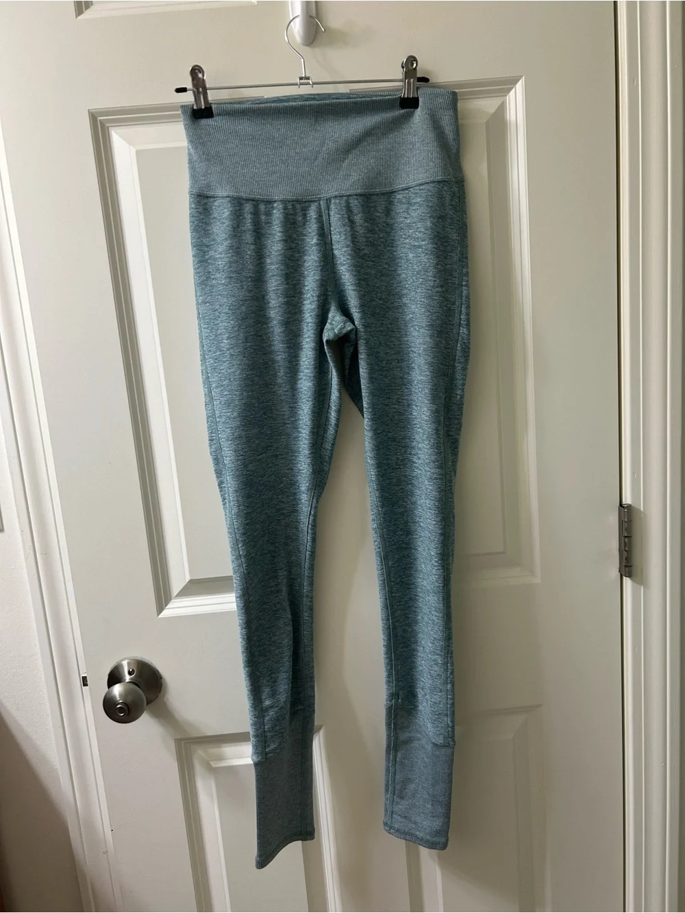 ALO Yoga Olive Green High-Waist Seamless Leggings Size M Inseam 30